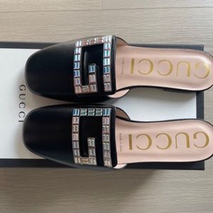 COPY - NWT GUCCI LEATHER MULES - size 6.5